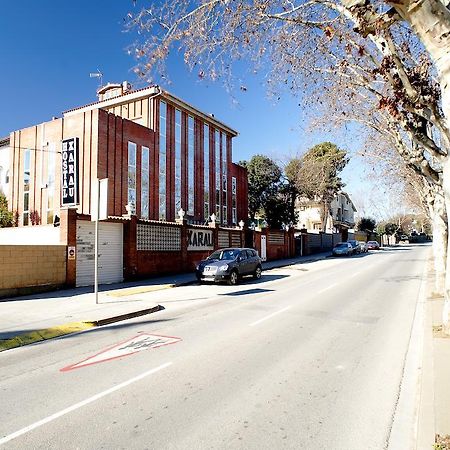 Hostal Xarau Cerdanyola del Valles Exteriér fotografie